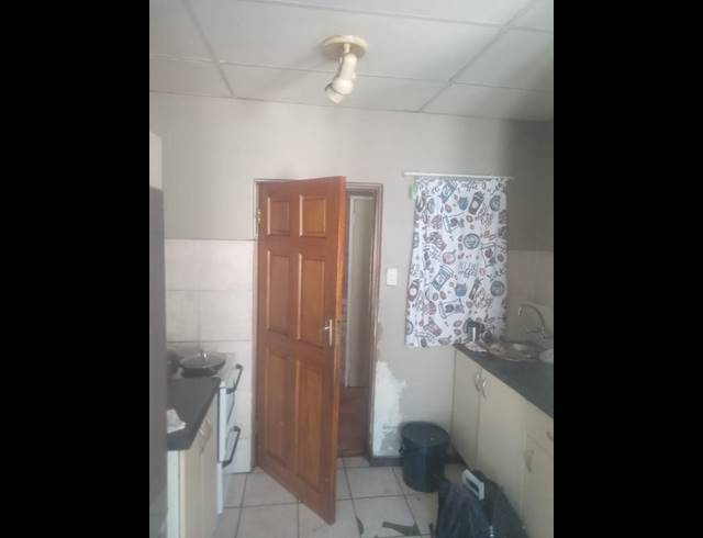 1 BEDROOM APARTMENT FOR SALE IN AUCKLAND PARK